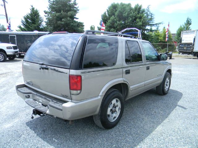 2004 Chevrolet Blazer AWD A SR