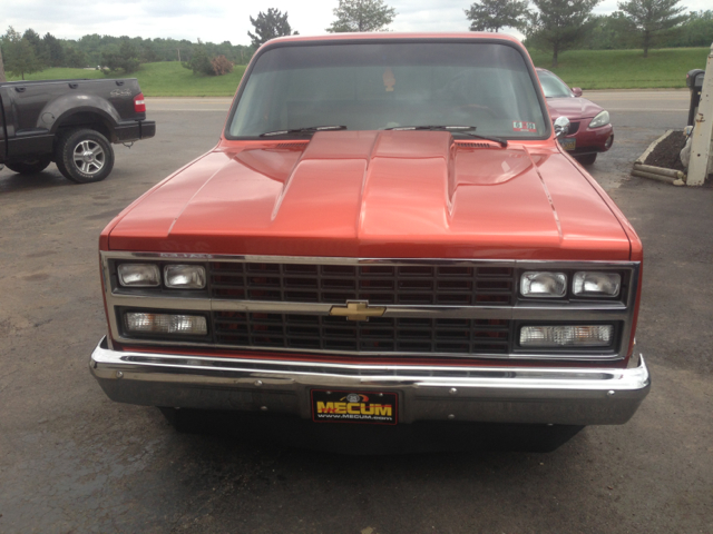 1984 Chevrolet C-K 10 ES 2.4L AUTO