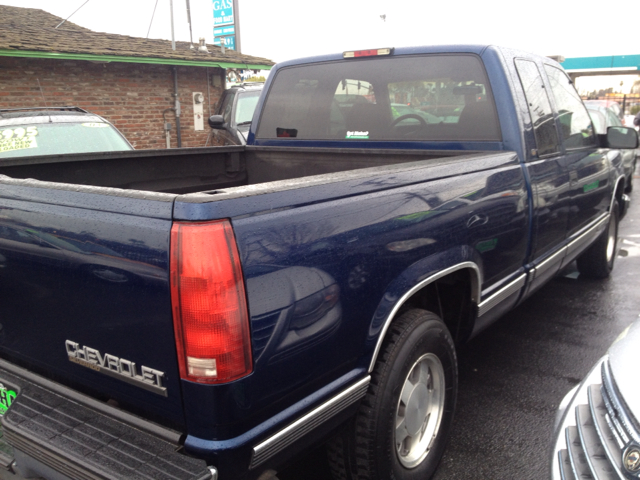 1998 Chevrolet C-K 1500 2500 LS 4WD