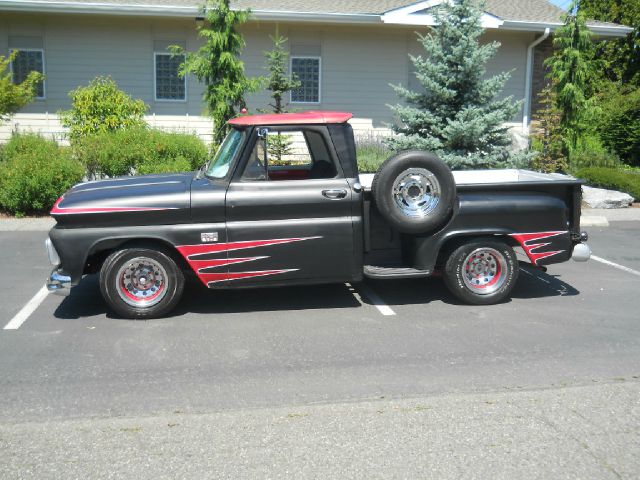 1966 Chevrolet C10 XLT 2WD