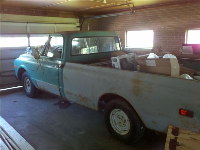 1971 Chevrolet C10 2004.5 4dr Sdn 1.8T Quattro Au