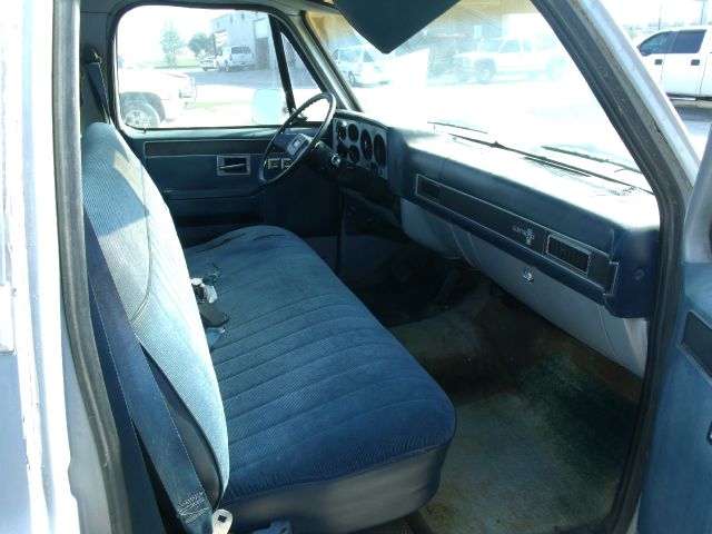 1983 Chevrolet C10 ES 2.4L AUTO