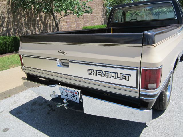 1985 Chevrolet C10 ES 2.4L AUTO