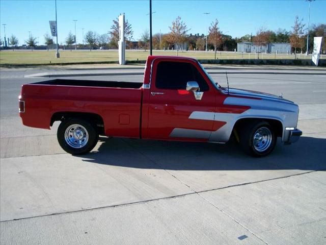 1986 Chevrolet C10 XLT, Diesel,4x4, Finance OK