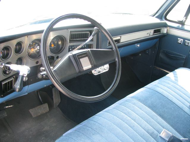 1986 Chevrolet C10 ES 2.4L AUTO