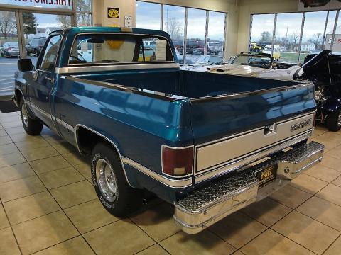 1986 Chevrolet C10 14 Box MPR