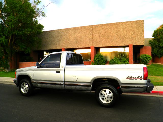 1989 Chevrolet C1500 Club Cab 155 WB HD 4WD