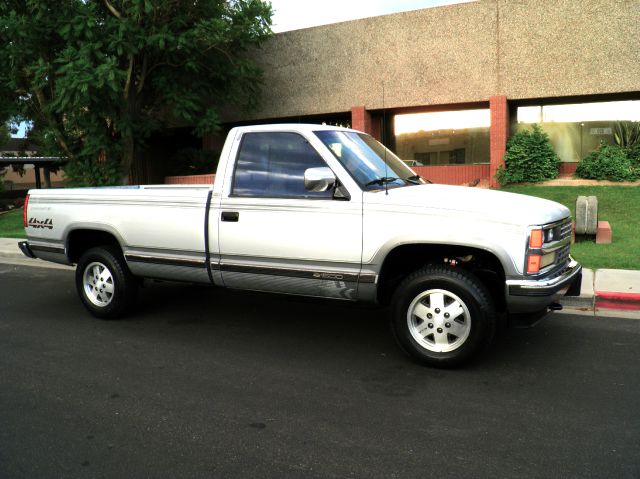 1989 Chevrolet C1500 Club Cab 155 WB HD 4WD