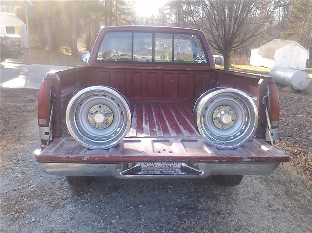 1989 Chevrolet C1500 4WD 4dr Sport