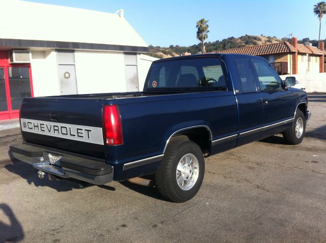 1994 Chevrolet C1500 2500 LS 4WD