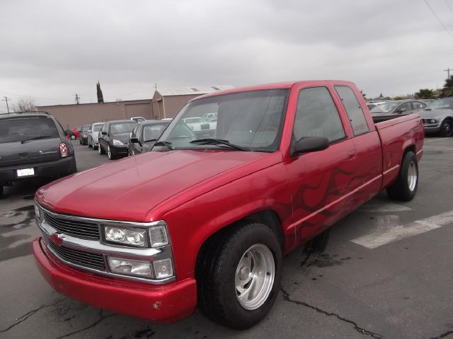 1994 Chevrolet C1500 2500 LS 4WD