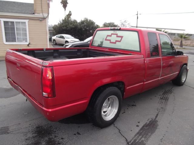 1994 Chevrolet C1500 2500 LS 4WD