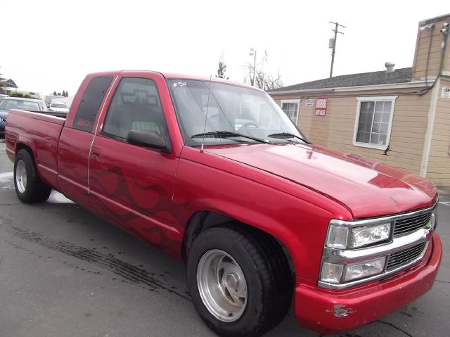 1994 Chevrolet C1500 2500 LS 4WD