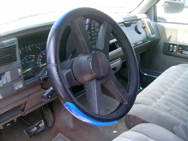 1994 Chevrolet C1500 2500 LS 4WD