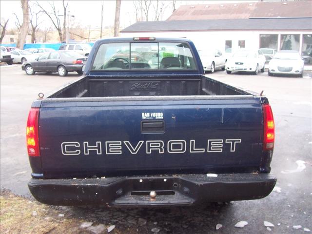 1995 Chevrolet C1500 Base