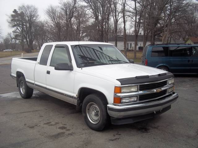 1996 Chevrolet C1500 Base