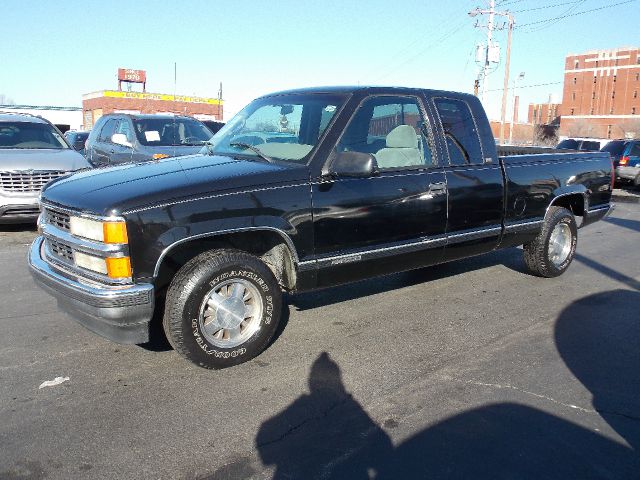 1996 Chevrolet C1500 2500 LS 4WD