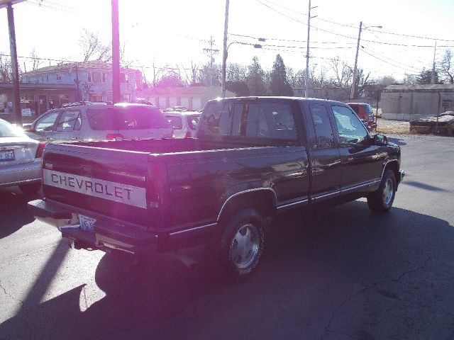 1996 Chevrolet C1500 2500 LS 4WD