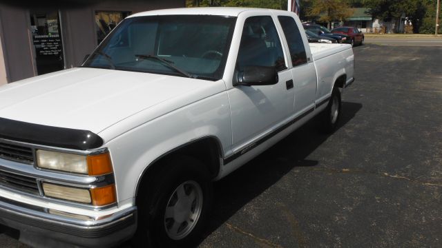 1996 Chevrolet C1500 2500 LS 4WD