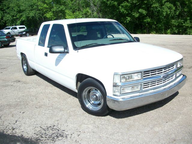 1997 Chevrolet C1500 2500 LS 4WD