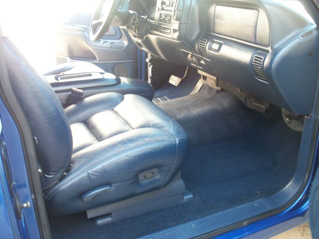 1997 Chevrolet C1500 2500 LS 4WD