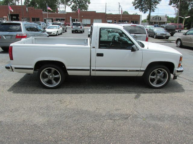 1997 Chevrolet C1500 SLE W/ Remote Start,moonrooftrailer TOW