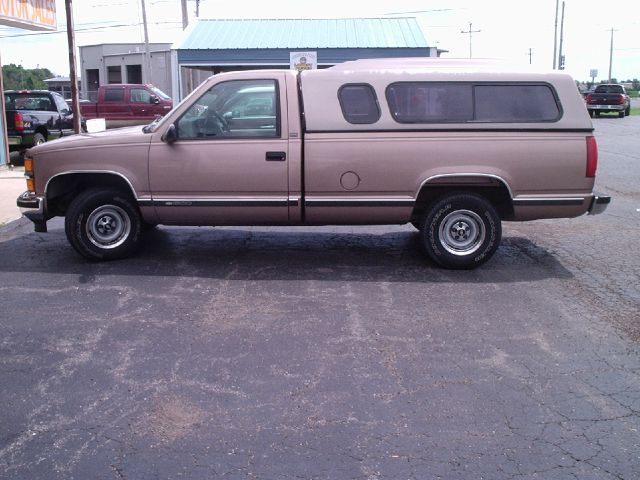 1997 Chevrolet C1500 2010 Volkswagen SEL