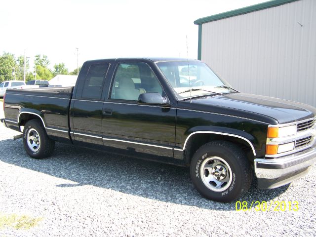 1997 Chevrolet C1500 2500 LS 4WD