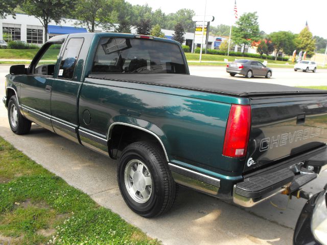 1997 Chevrolet C1500 2500 LS 4WD