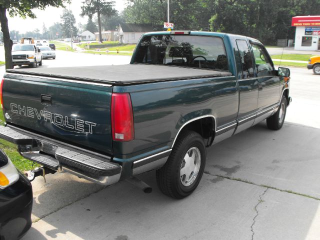 1997 Chevrolet C1500 2500 LS 4WD