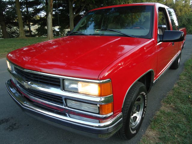 1998 Chevrolet C1500 GT 2D Convertible