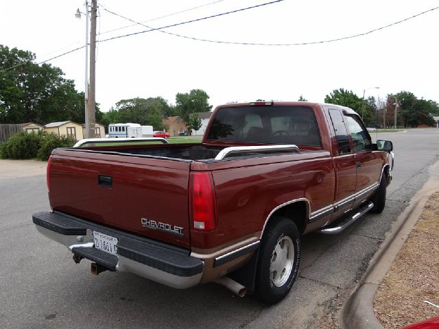 1998 Chevrolet C1500 2500 LS 4WD