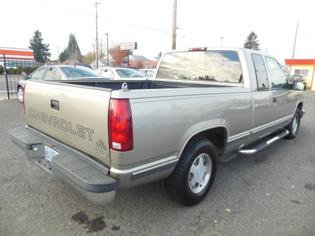 1998 Chevrolet C1500 2500 LS 4WD