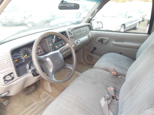 1998 Chevrolet C1500 2500 LS 4WD