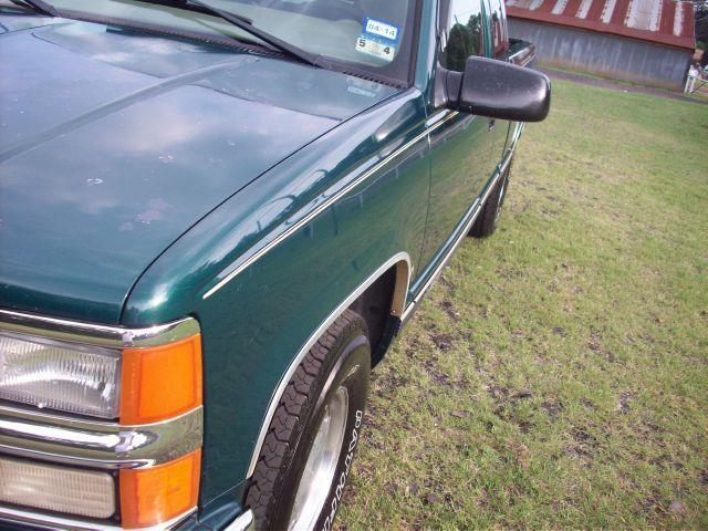 1998 Chevrolet C1500 2500 LS 4WD