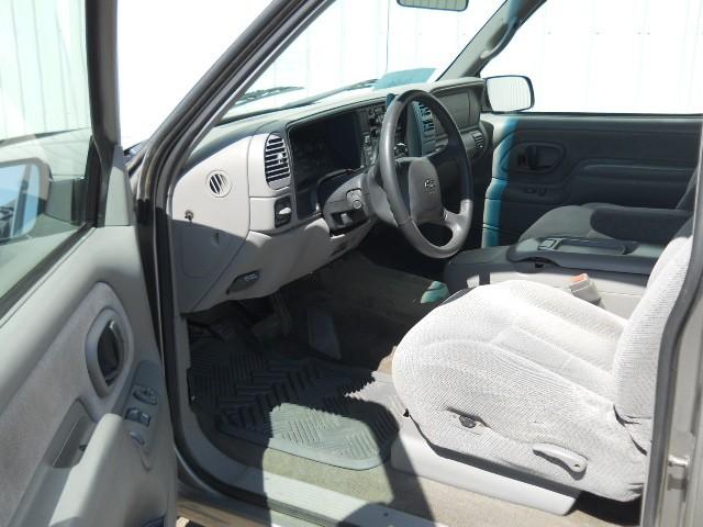 1998 Chevrolet C1500 Base