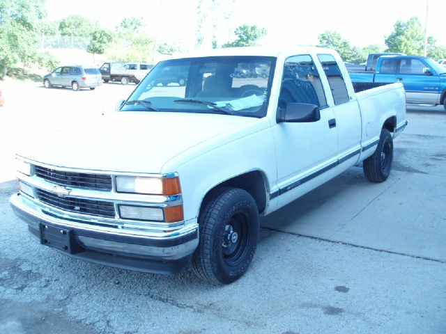 1998 Chevrolet C1500 2500 LS 4WD