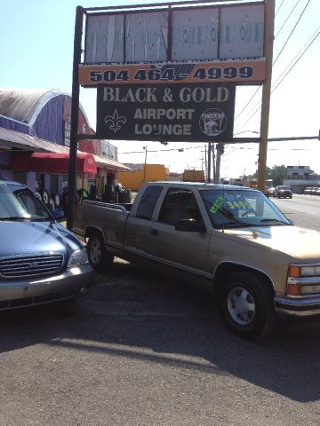 1999 Chevrolet C1500 4dr Sdn Auto GLS w/XM