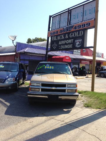 1999 Chevrolet C1500 4dr Sdn Auto GLS w/XM