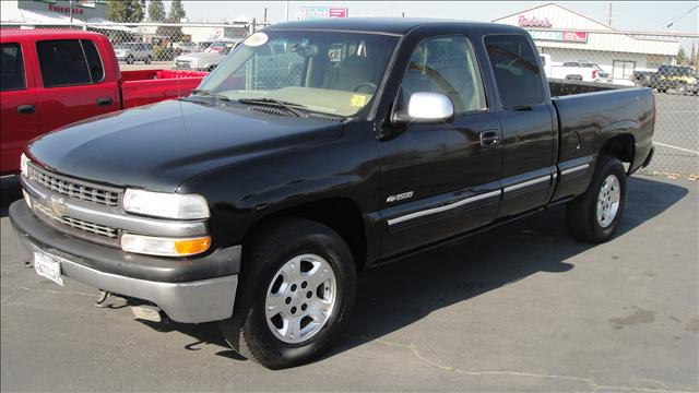 2001 Chevrolet C1500 Premium Package