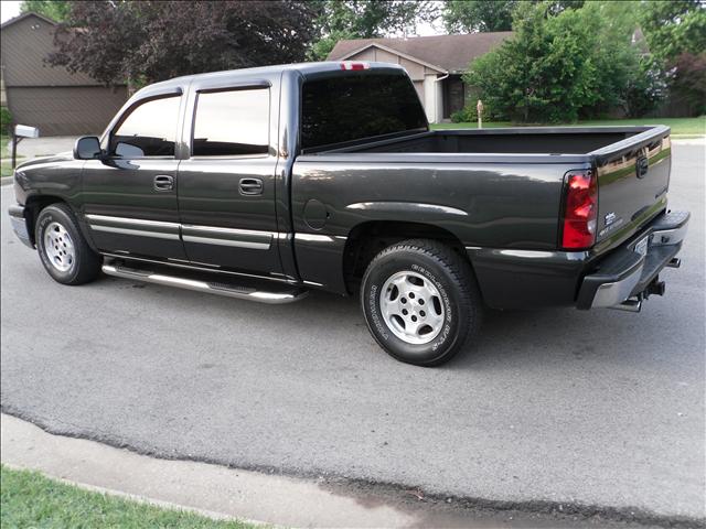 2004 Chevrolet C1500 SL1