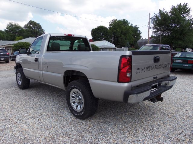 2007 Chevrolet C1500 2011 Toyota Limited