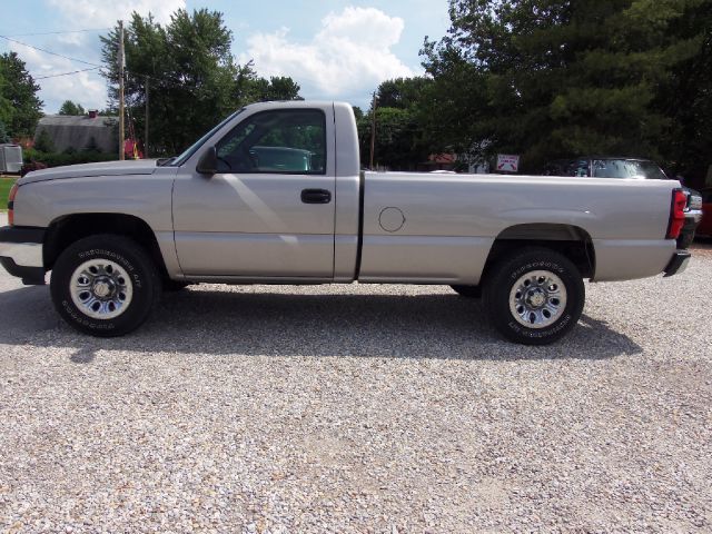 2007 Chevrolet C1500 2011 Toyota Limited