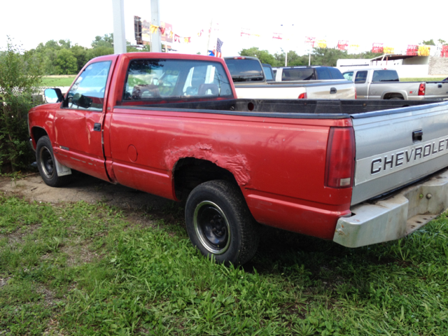 1988 Chevrolet C2500 4WD 4dr Sport