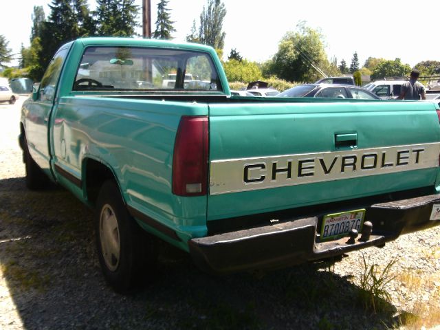 1988 Chevrolet C2500 5dr HB (natl) Hatchback