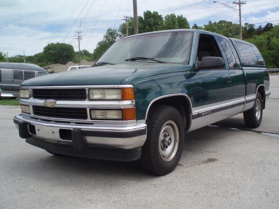 1995 Chevrolet C2500 2500 LS 4WD