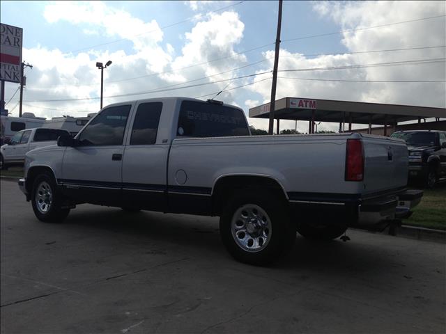 1995 Chevrolet C2500 2500 LS 4WD