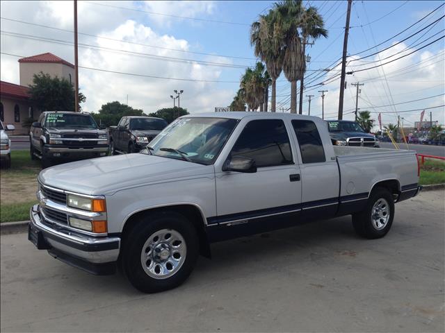 1995 Chevrolet C2500 2500 LS 4WD