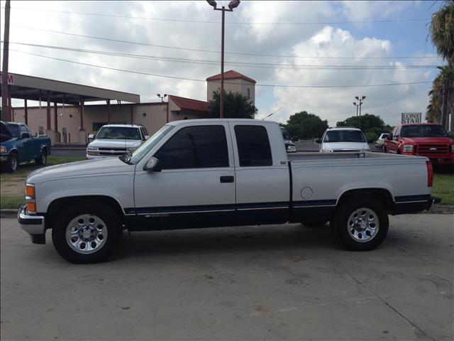 1995 Chevrolet C2500 2500 LS 4WD