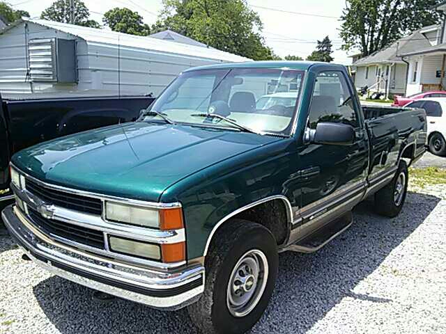 1997 Chevrolet C2500 Base